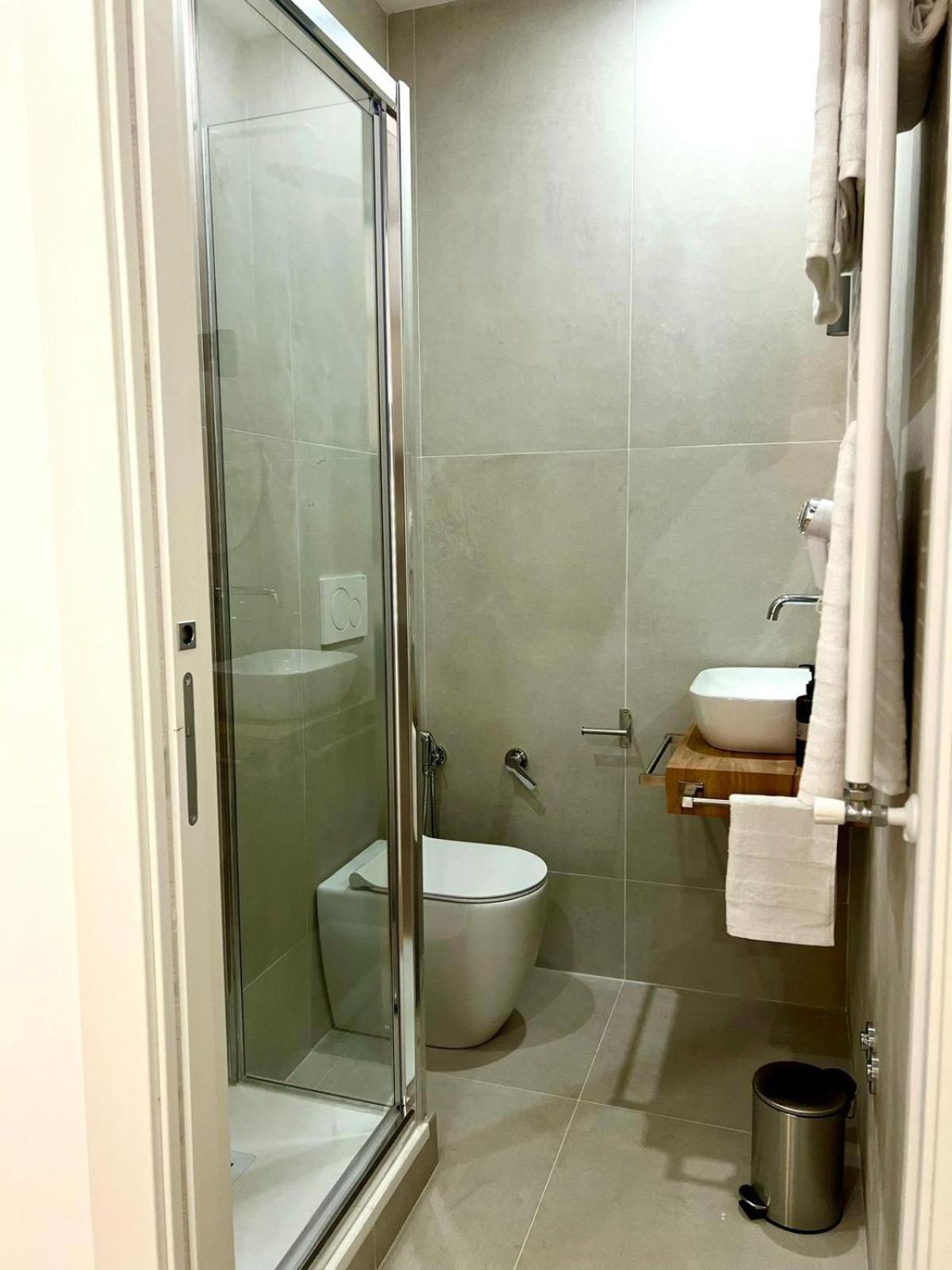 King'S Place Roma Phòng bức ảnh